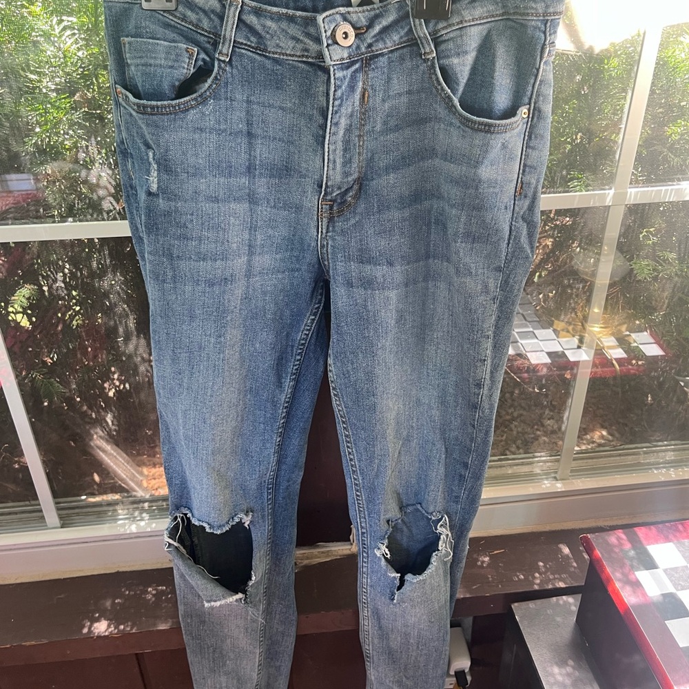 Divided Women's Skinny Jeans - Distressed Blue
